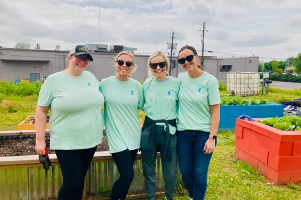 StoneRiver and United Way Hands On Join Forces to Cultivate a Greener Future in Midfield